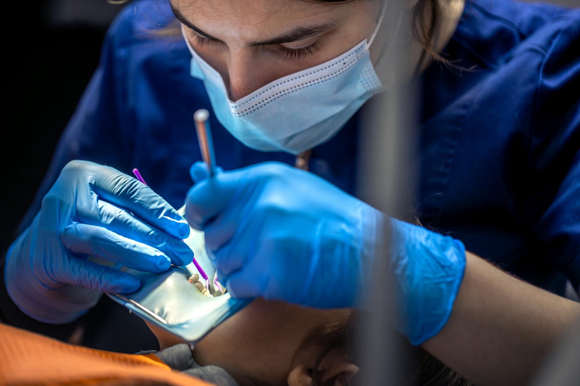 Stomatochirurgie | extrakce neboli trhání zubů | Zubní ordinace Blankdent